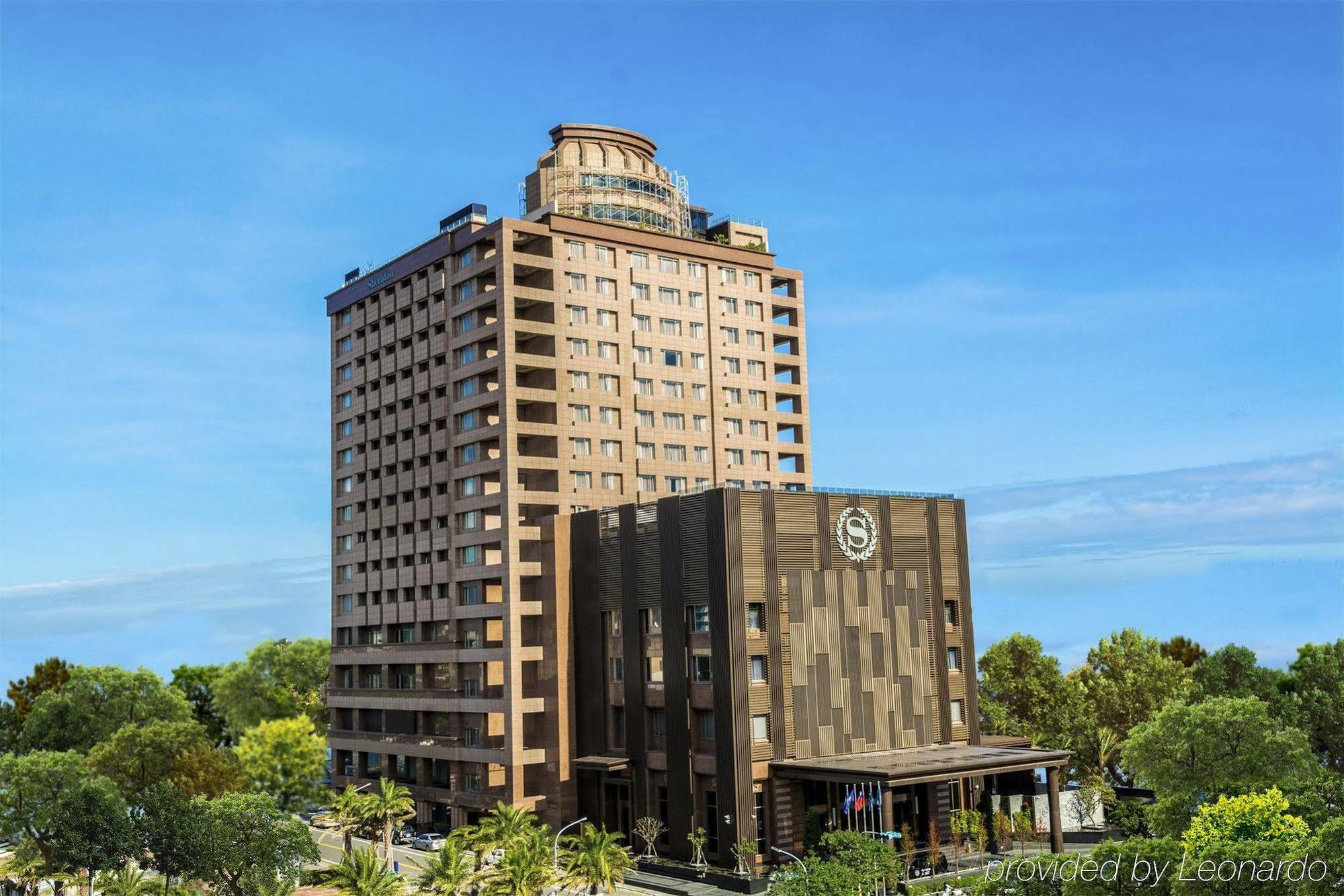 Sheraton Taitung Hotel Buitenkant foto The hotel in 2018